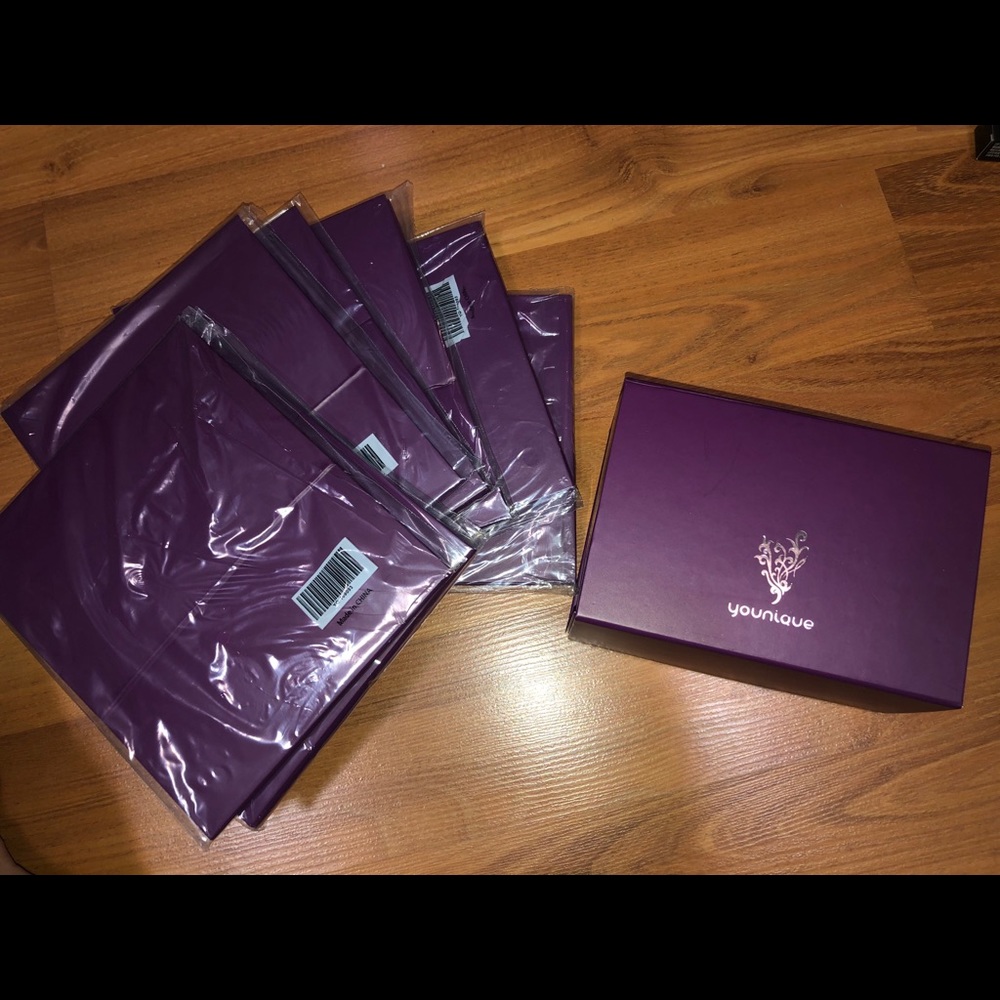 Gift Boxes (Set 4)